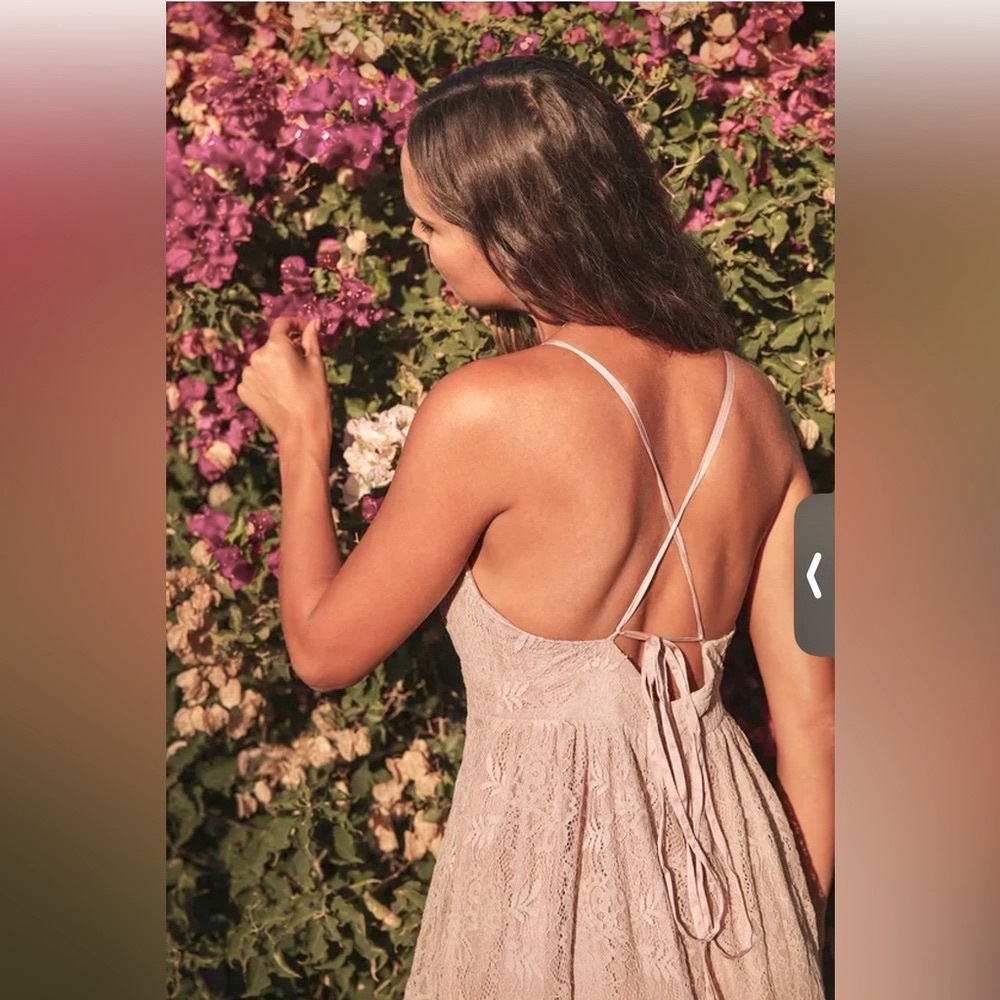 NEW WITH TAGS Lulu’s Stolen Moments Dusty Pink Lace-Up Lace Maxi Dress - Picture 4 of 10